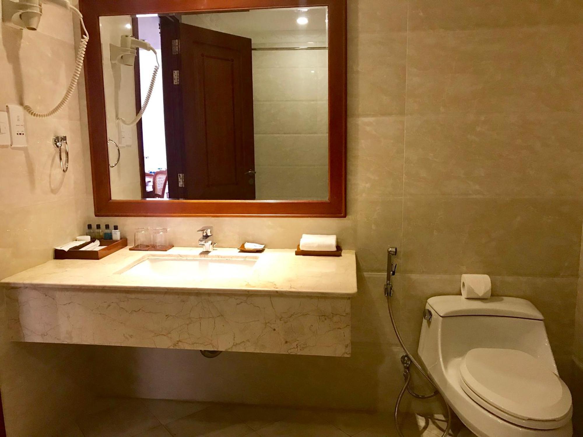 Nha Trang Palace Hotel Εξωτερικό φωτογραφία