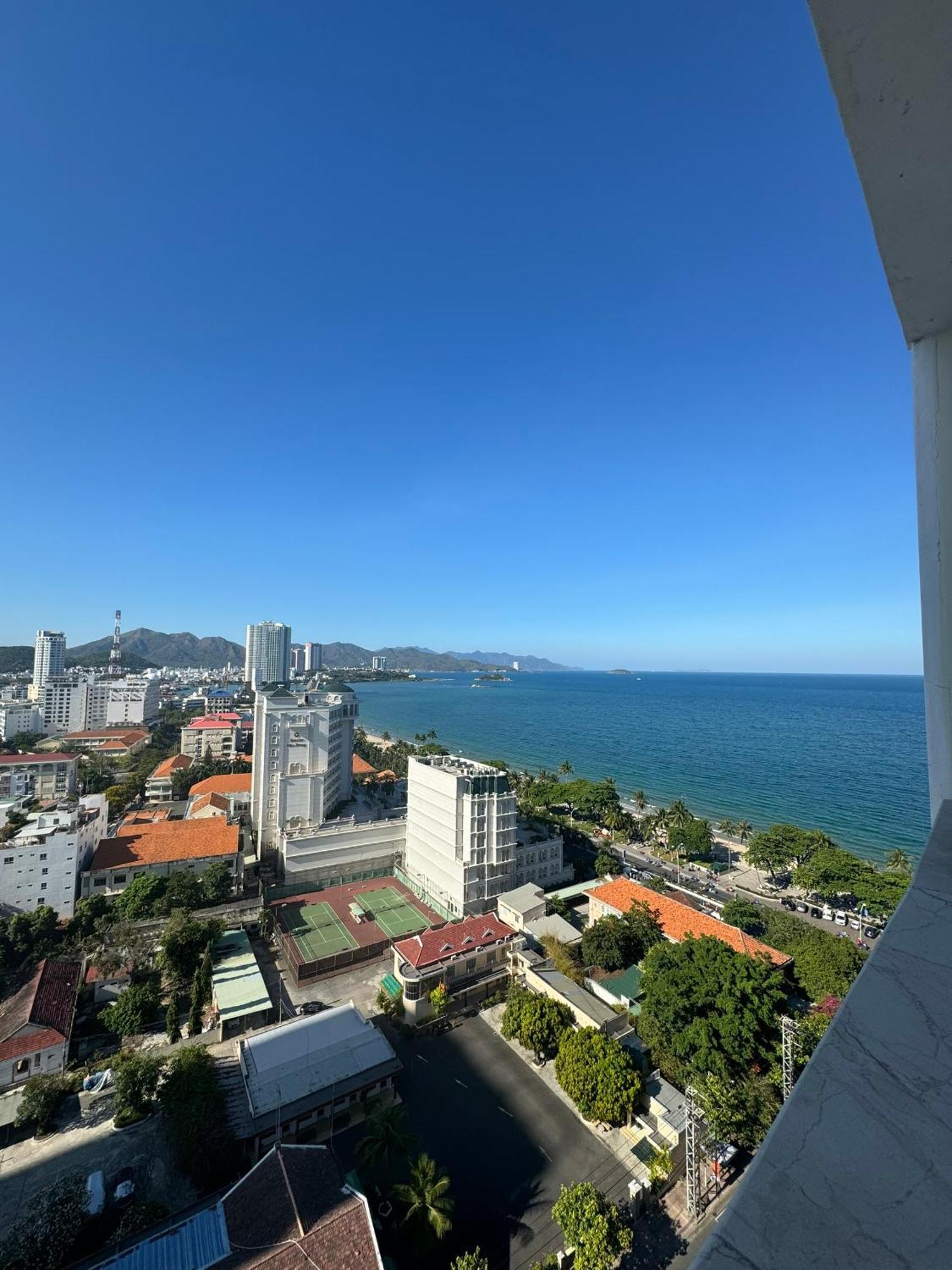 Nha Trang Palace Hotel Εξωτερικό φωτογραφία