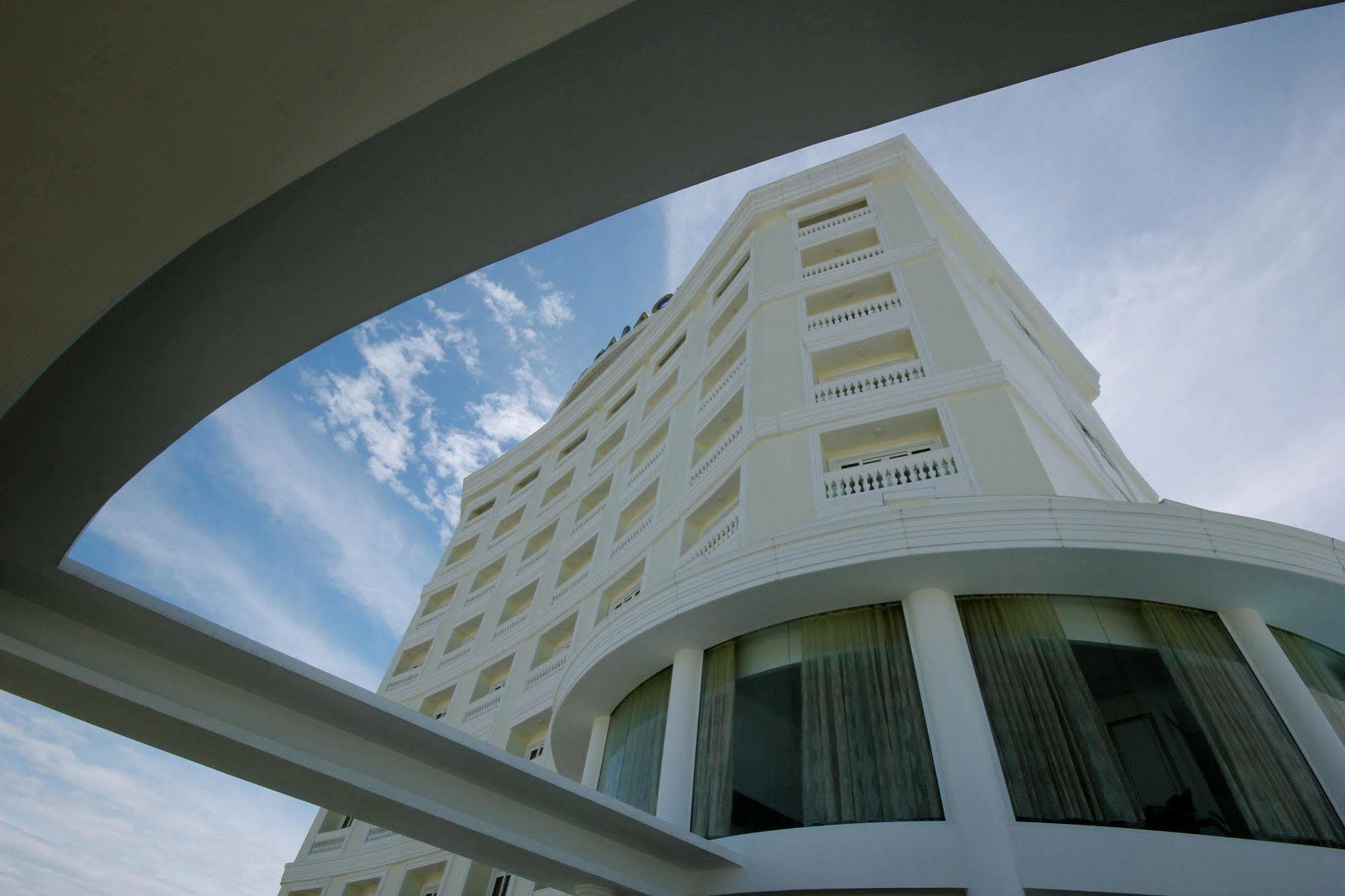 Nha Trang Palace Hotel Εξωτερικό φωτογραφία