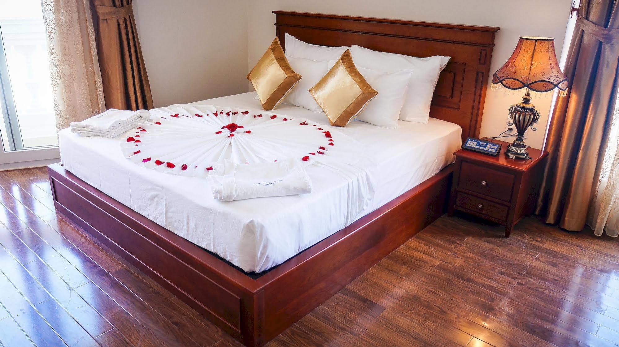 Nha Trang Palace Hotel Εξωτερικό φωτογραφία