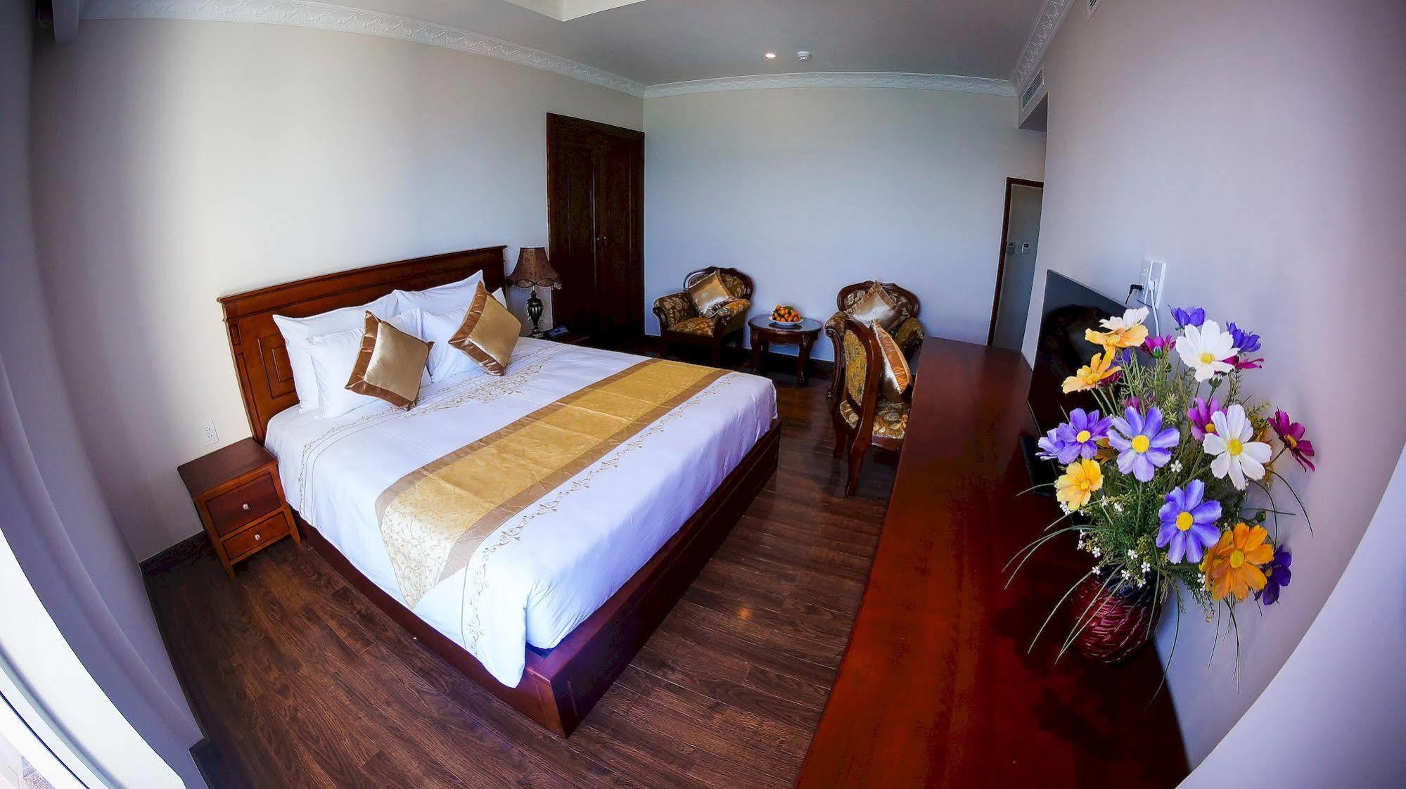 Nha Trang Palace Hotel Εξωτερικό φωτογραφία