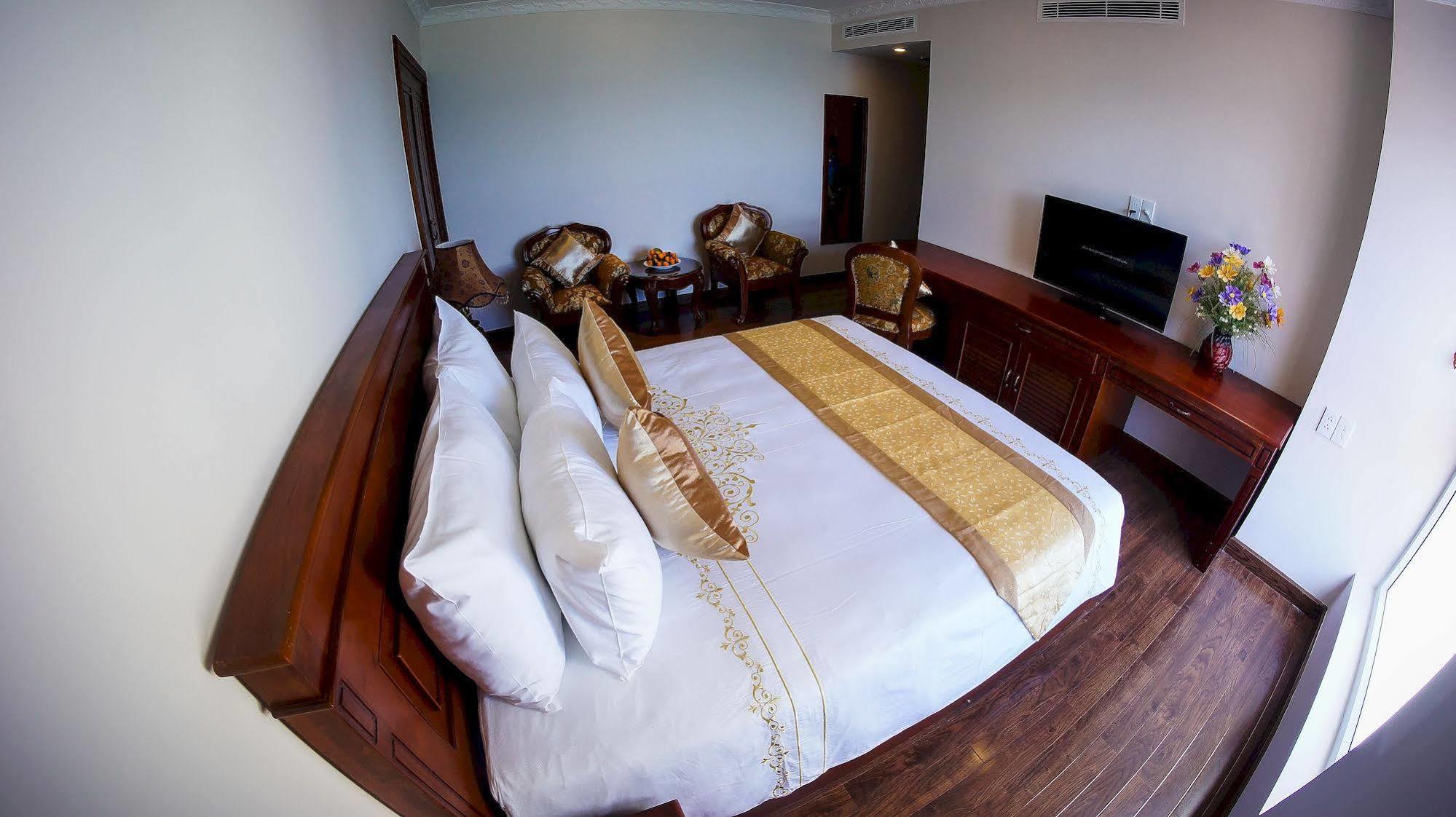 Nha Trang Palace Hotel Εξωτερικό φωτογραφία