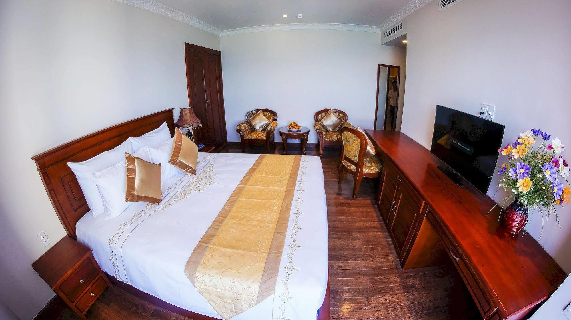 Nha Trang Palace Hotel Εξωτερικό φωτογραφία